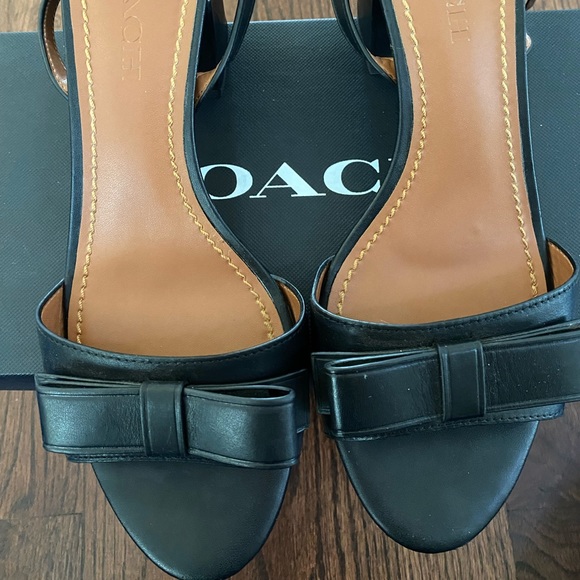 Coach size 8.5  leather black stack heel sandals with ankle buckle strap. - Picture 2 of 7